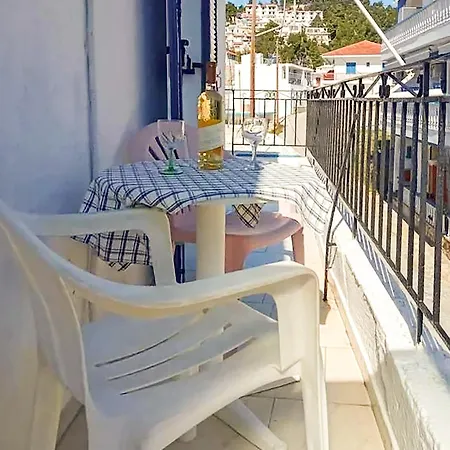 γαλάζια θέα 3 Apartment Alonnisos Town